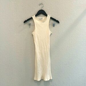 Long cream dress in XS